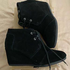 Toms Desert Wedge Bootie